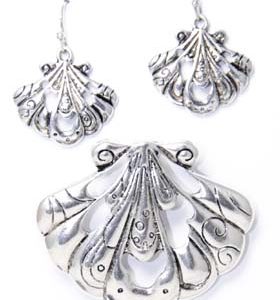 sea shell earring set